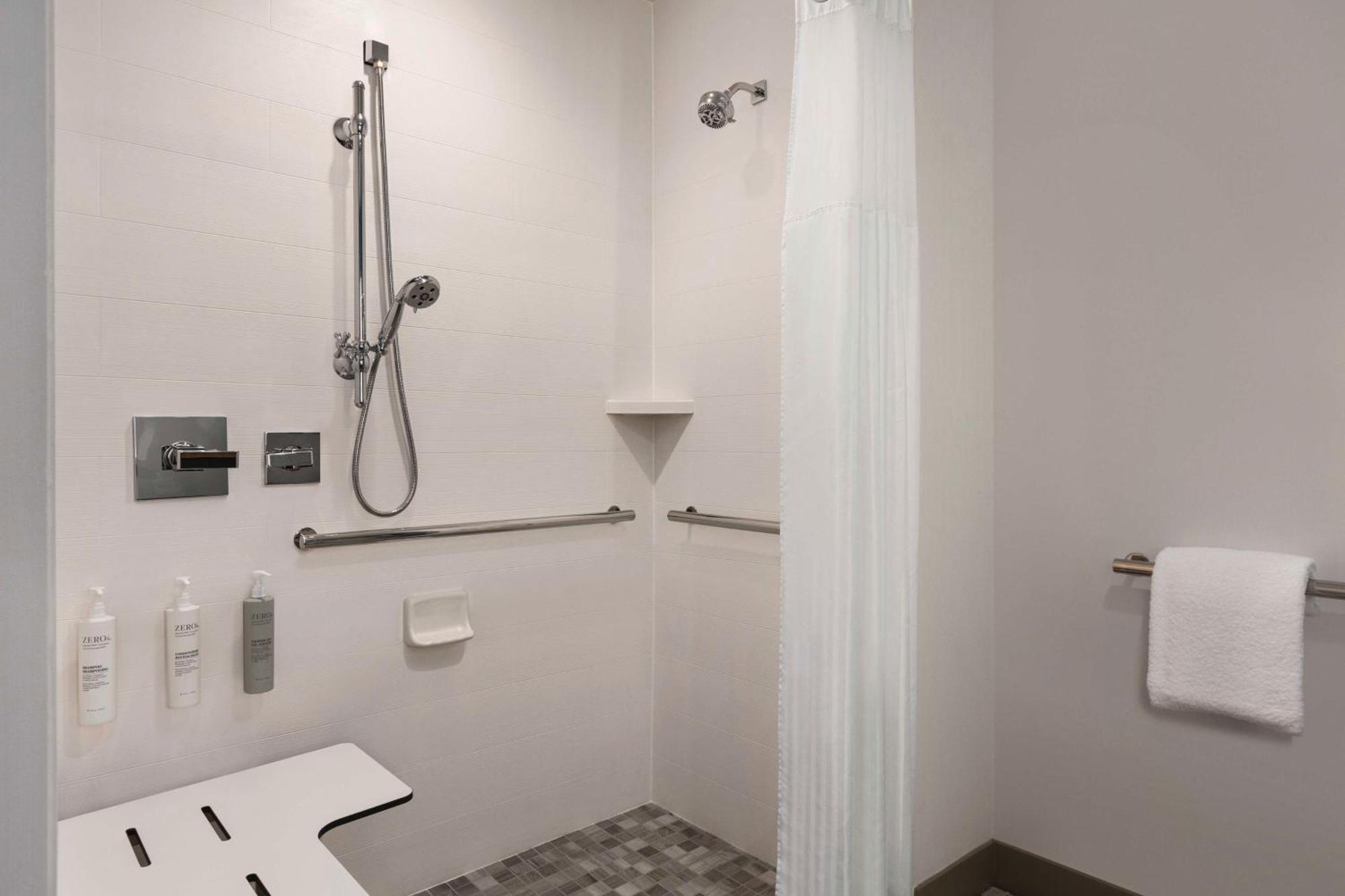 Hilton Garden Inn Nashville West End Avenue Экстерьер фото