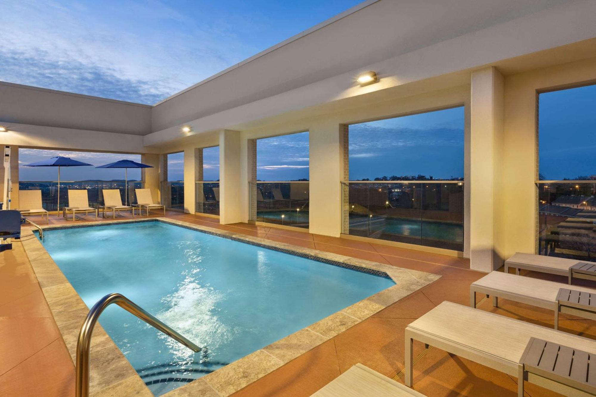 Hilton Garden Inn Nashville West End Avenue Экстерьер фото